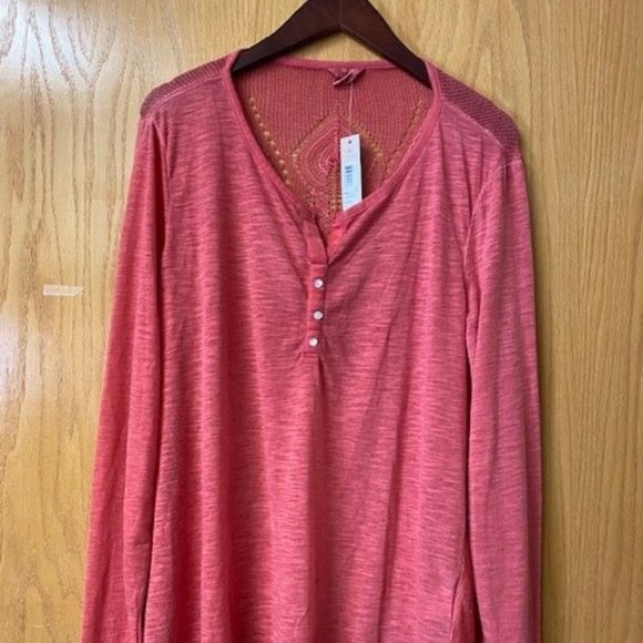Ariat Tops - Ariat Top Women's NWT